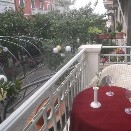 Apartment Lina's